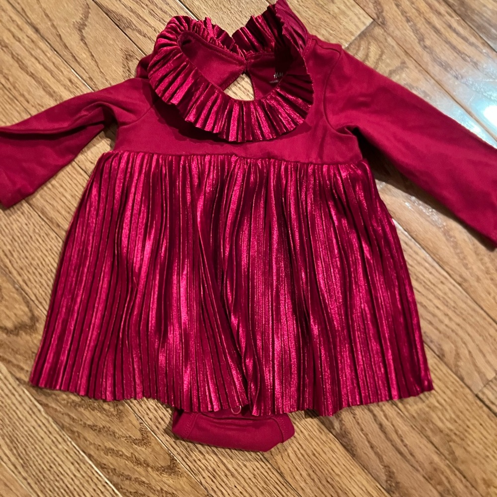 H&M 2-4 month velvet dress